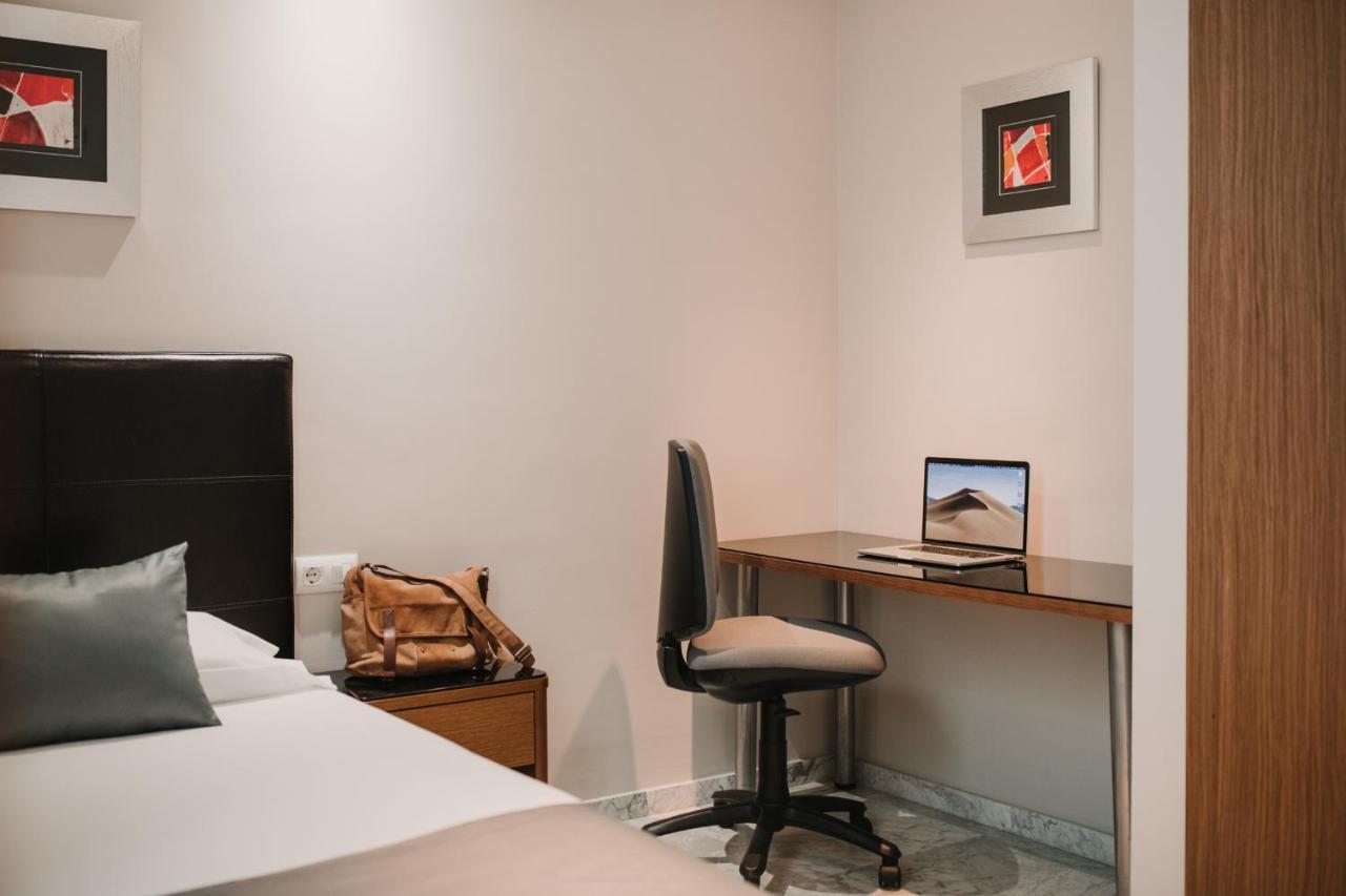 Citizentral Juristas Apartment Valencia Ngoại thất bức ảnh