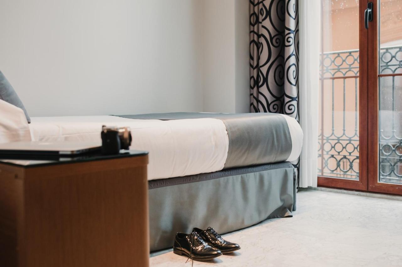 Citizentral Juristas Apartment Valencia Ngoại thất bức ảnh