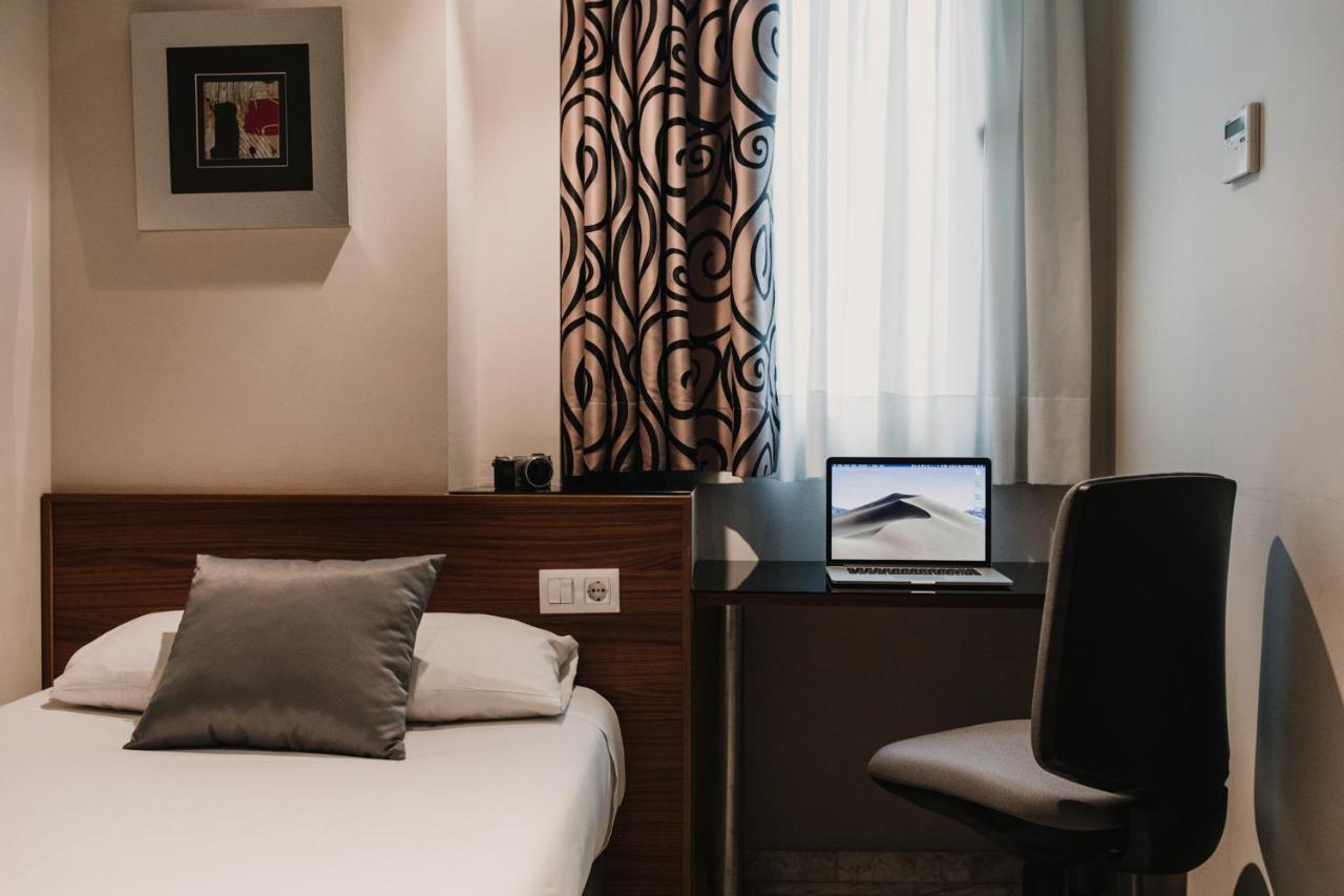 Citizentral Juristas Apartment Valencia Ngoại thất bức ảnh