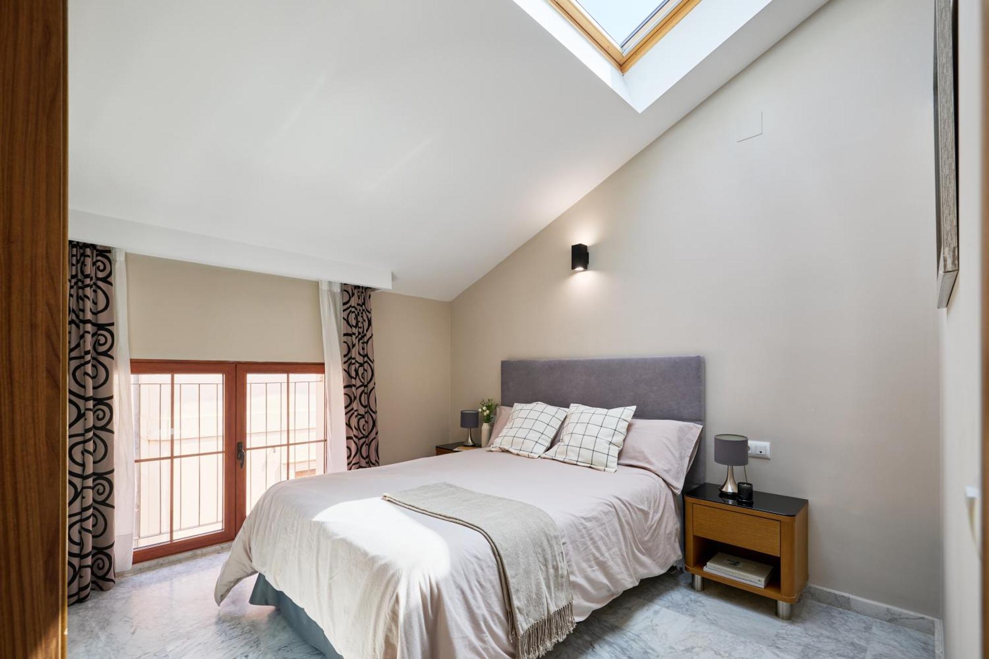 Citizentral Juristas Apartment Valencia Ngoại thất bức ảnh